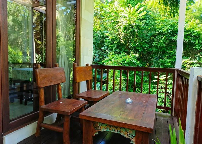 ロッジ Malathi View House With Shared Pool *
