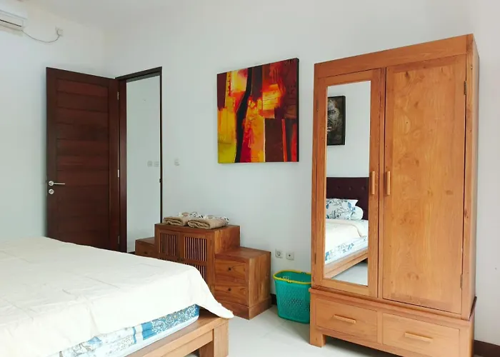 Malathi View House With Shared Pool