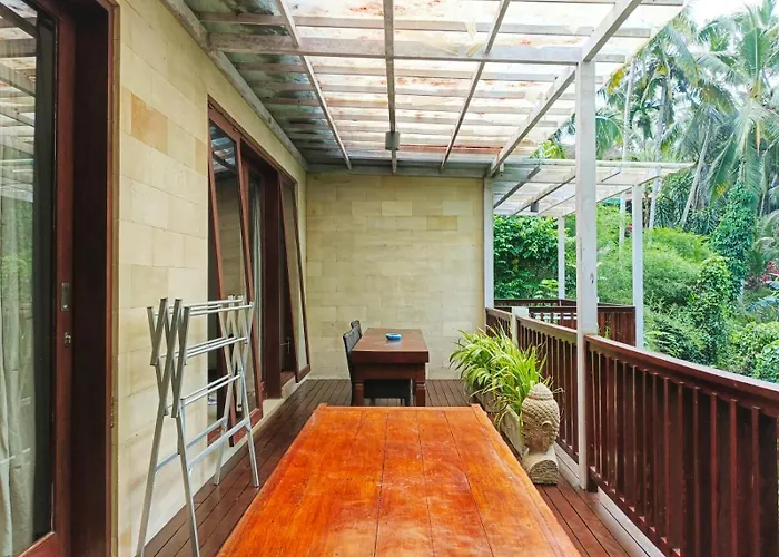 Malathi View House With Shared Pool