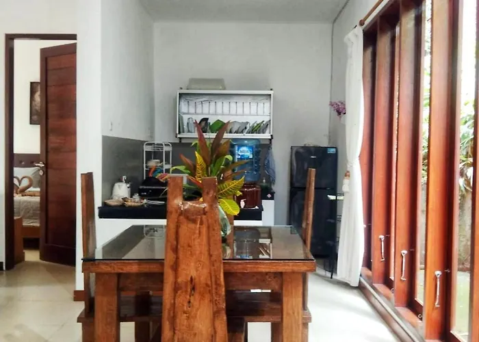 Malathi View House With Shared Pool *