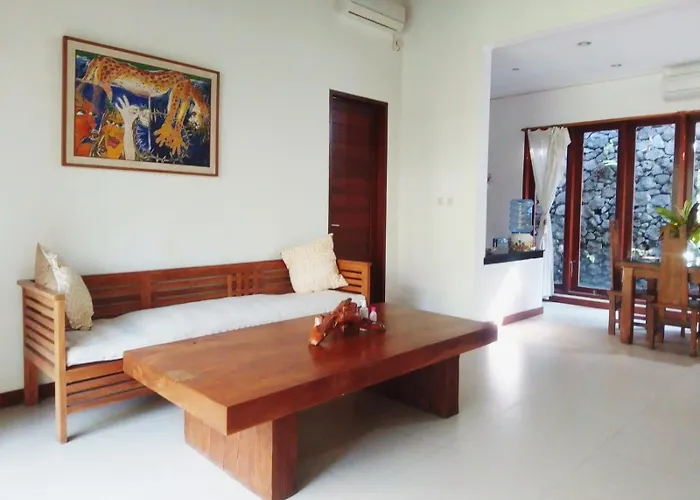 ロッジ Malathi View House With Shared Pool ウブド